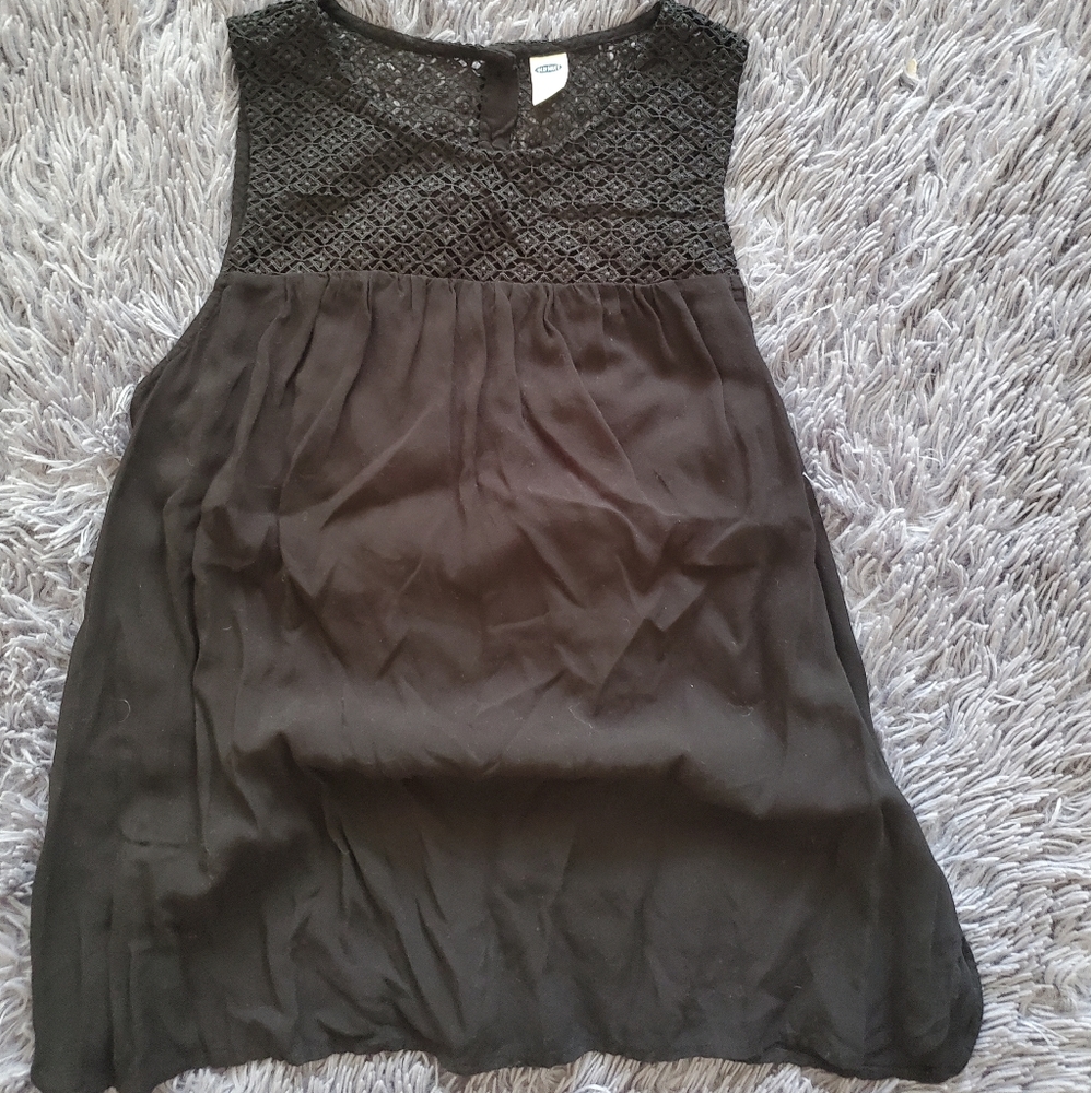 Old Navy top